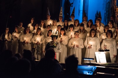 2016-12-16 - Kleinkunst in der Güterhalle - Luziafeier 60.jpg - small