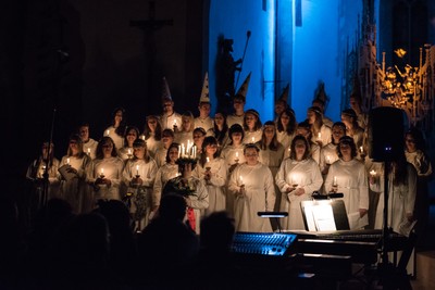 2016-12-16 - Kleinkunst in der Güterhalle - Luziafeier 61.jpg - small